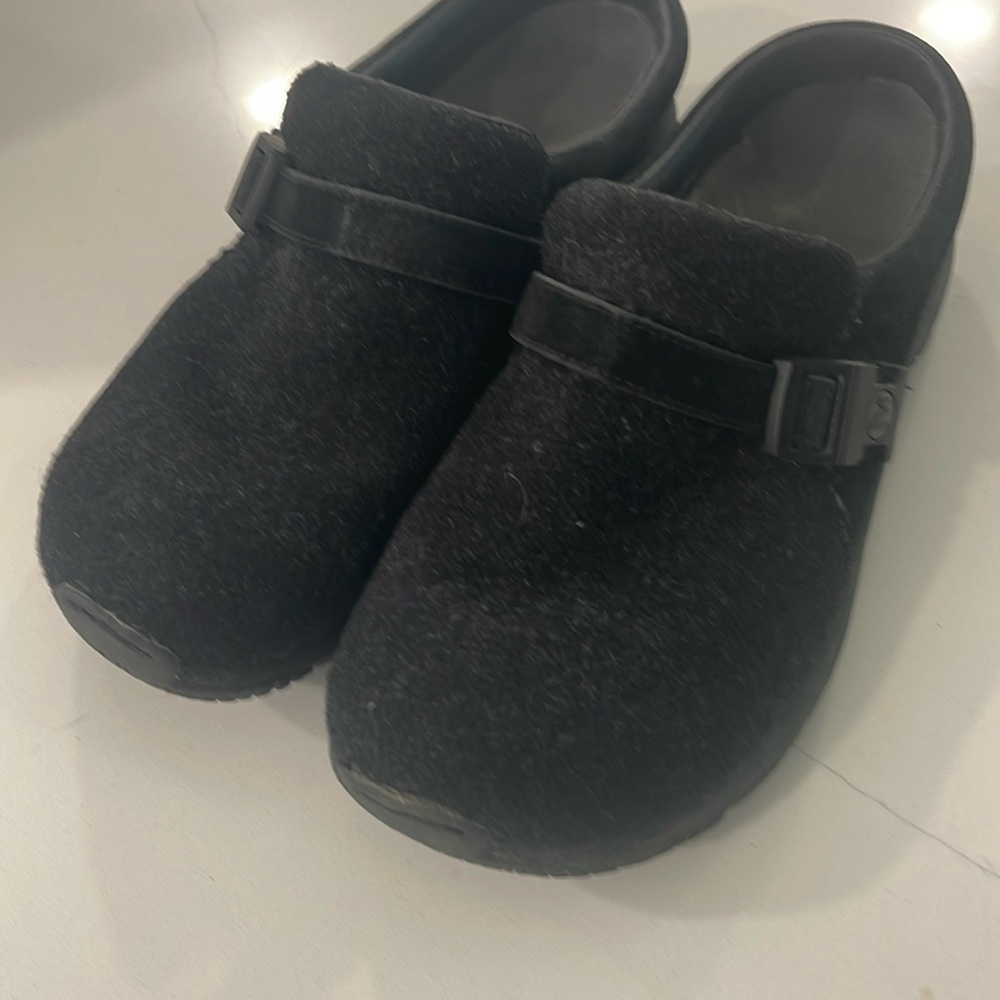 Merrell Encore Groove black wool EUC